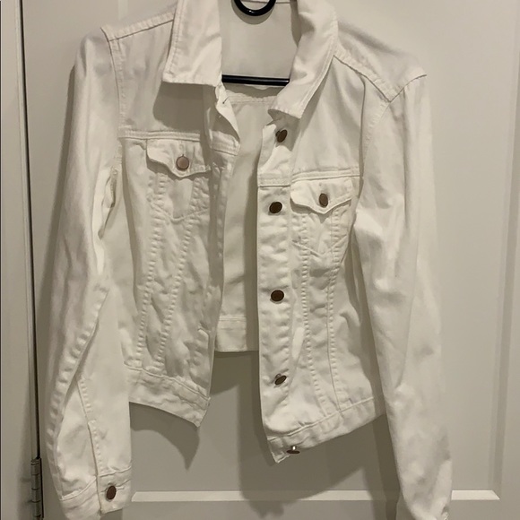 Old Navy jean jacket - Picture 2 of 4